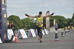 BIB: 0034
                            <button type="button" onclick="openModal(4922105)" class="btn btn-primary btn-sm float-right btn-popup" data-toggle="modal" data-target=".modal-high-quality">
                        <i class="fas fa-shopping-cart"></i> Add to Cart
                    </button>
                                            <button type="button" onclick="isThisMe(4922105, true)" class="btn btn-success btn-sm float-right btn-popup btn-isme hidden" data-toggle="tooltip" data-placement="bottom" title="นี่คือรูปของคุณใช่ไหม คลิกที่นี่เพื่อเอาเข้าอัลบั้ม">
                        <i class="fas fa-plus"></i> Add to album
                    </button>
                    <button type="button" onclick="isThisMe(4922105, false)" class="btn btn-warning btn-sm float-right btn-popup btn-isnotme hidden">
                        <i class="fas fa-ban"></i> Remove from album
                    </button>